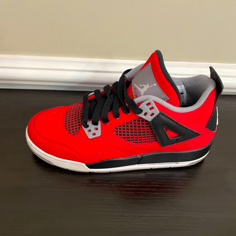 Air Jordan 4’s